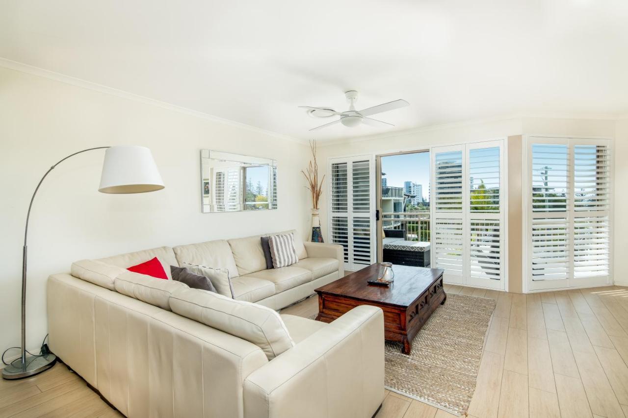The Village Holiday Apartments At Burleigh Heads Gold Coast Dış mekan fotoğraf